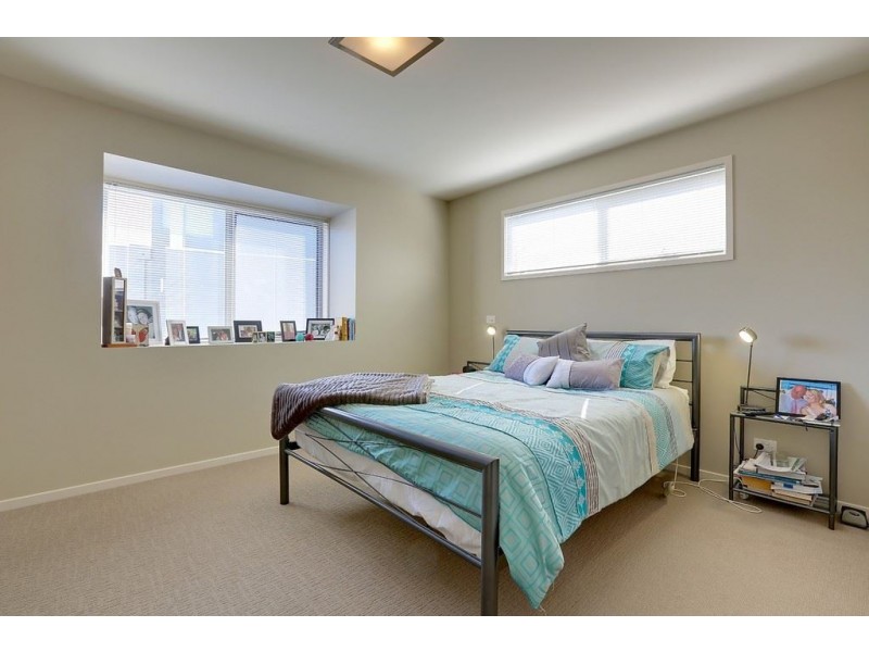 2/16 Skala Road, Tranmere TAS 7018