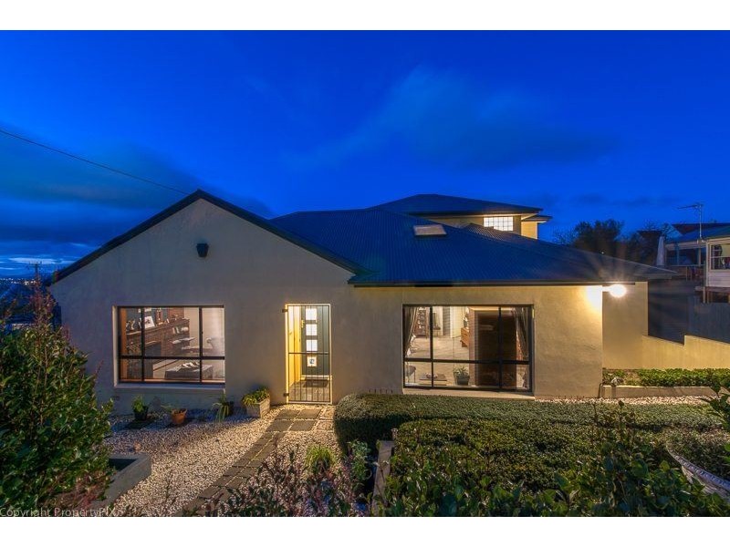 21 Bedford Street, New Town TAS 7008