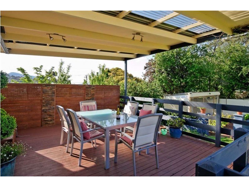 21 Bedford Street, New Town TAS 7008