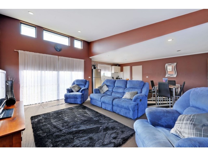 2/146 Rockingham Drive, Clarendon Vale TAS 7019