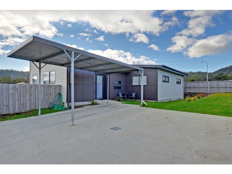 2/146 Rockingham Drive, Clarendon Vale TAS 7019