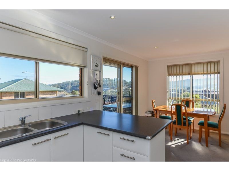 2/7 Walter Place, Howrah TAS 7018