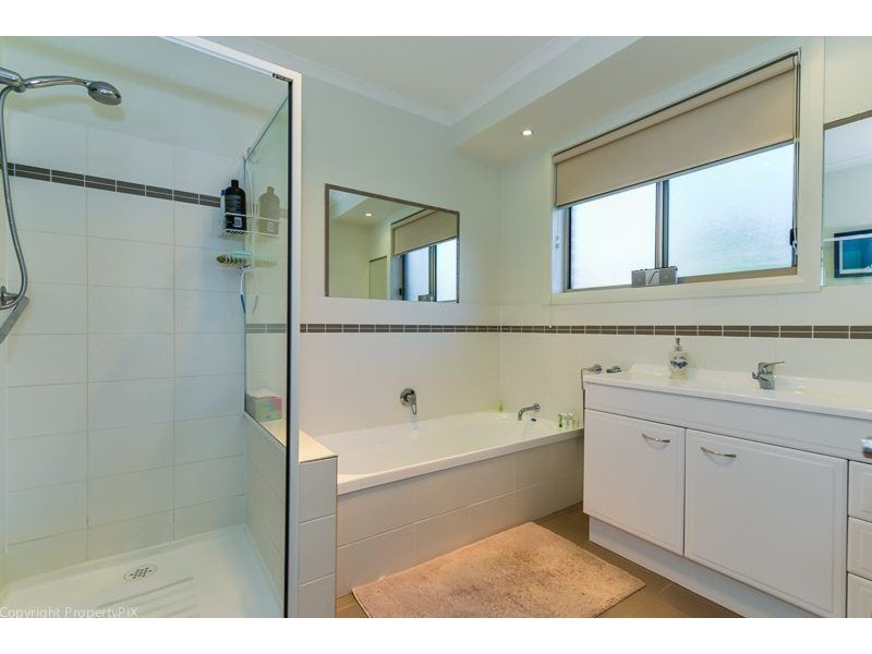 2/7 Walter Place, Howrah TAS 7018