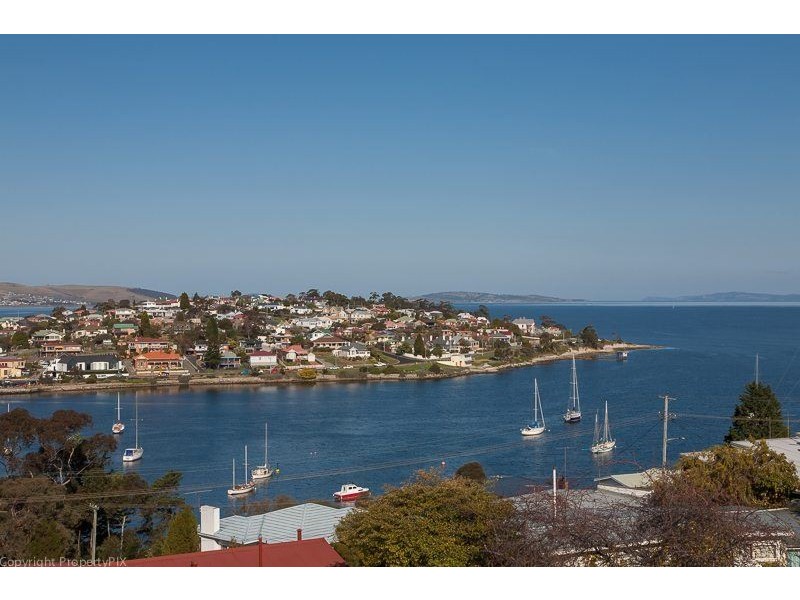 46 Leura Street, Rosny TAS 7018