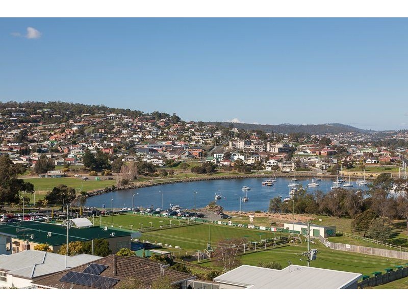 46 Leura Street, Rosny TAS 7018
