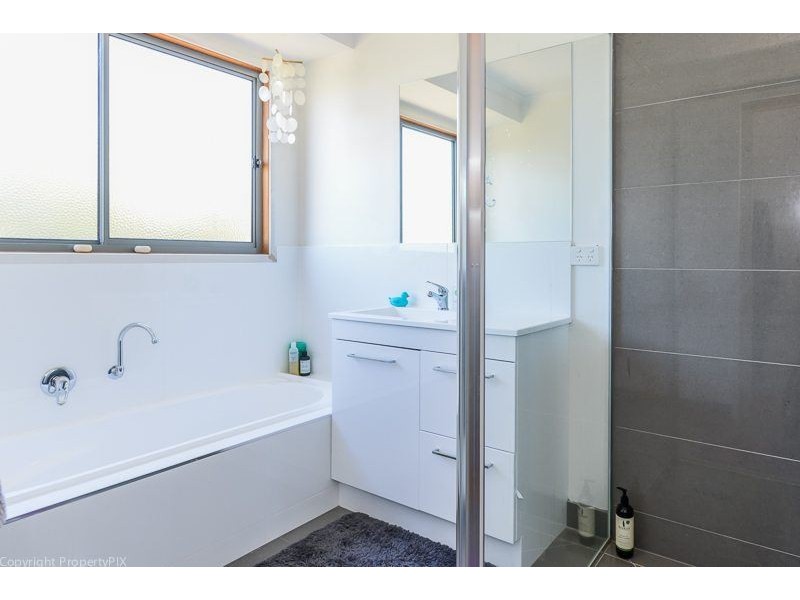 6 Cremorne Avenue, Cremorne TAS 7024
