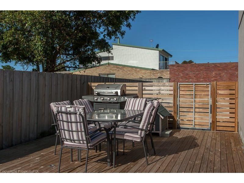 6 Cremorne Avenue, Cremorne TAS 7024