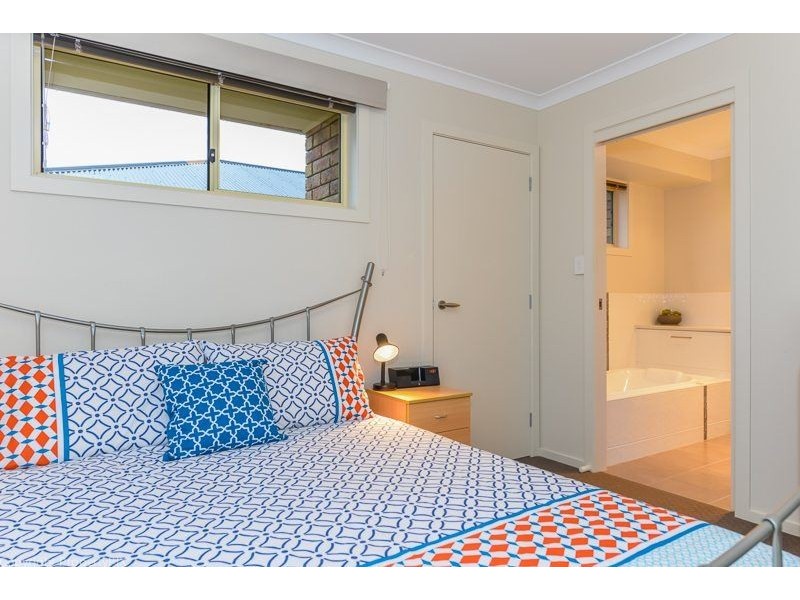33 Elmac Crescent, Austins Ferry TAS 7011