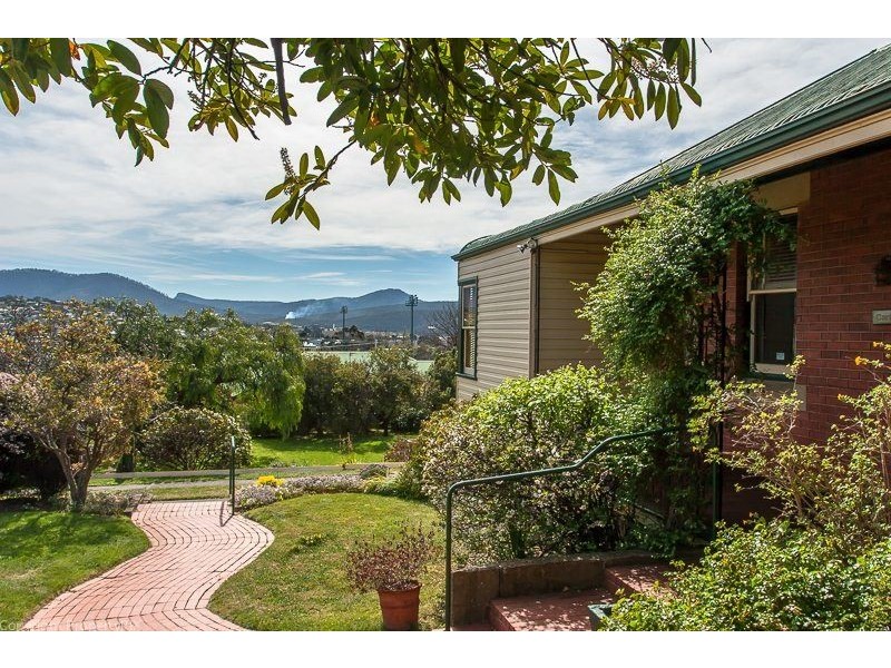 43 Bishop Street, New Town TAS 7008