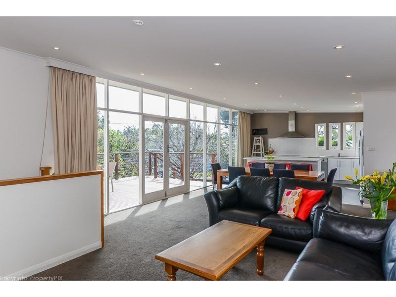 17 Woodhurst Road, Seven Mile Beach TAS 7170