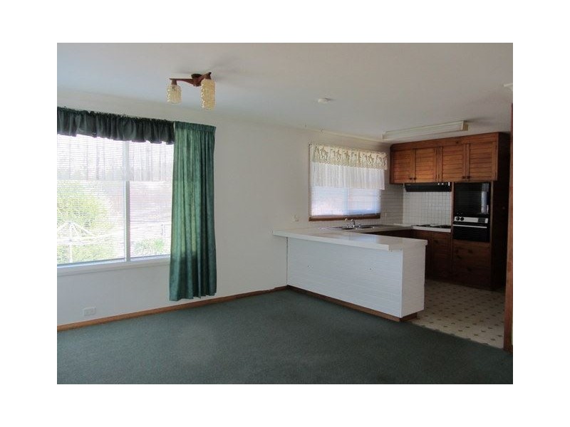 20 Duntroon Drive, Rokeby TAS 7019