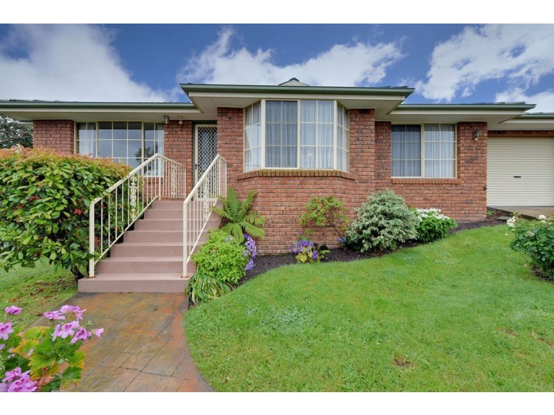 7/10 Lowelly Road, Lindisfarne TAS 7015