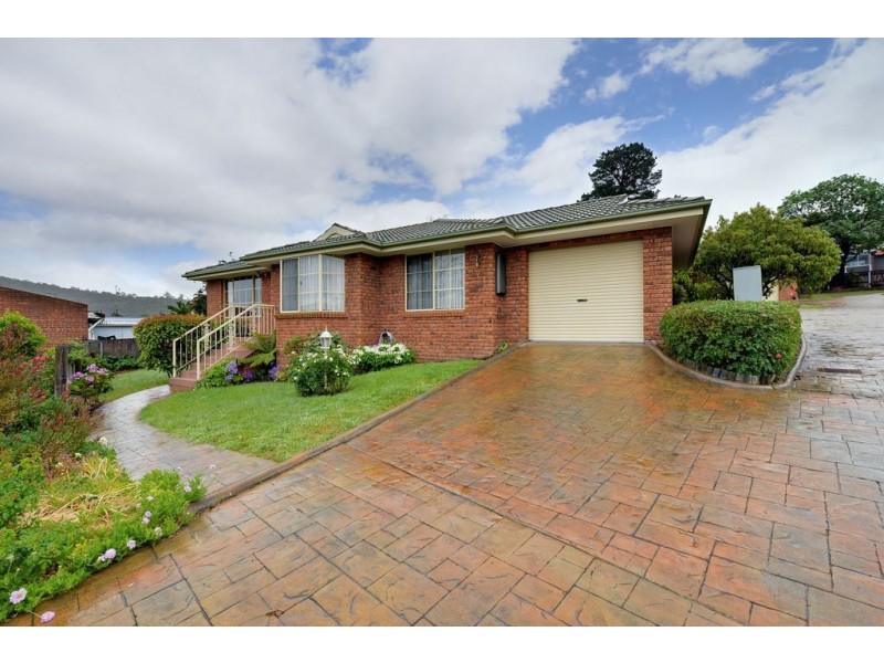 7/10 Lowelly Road, Lindisfarne TAS 7015