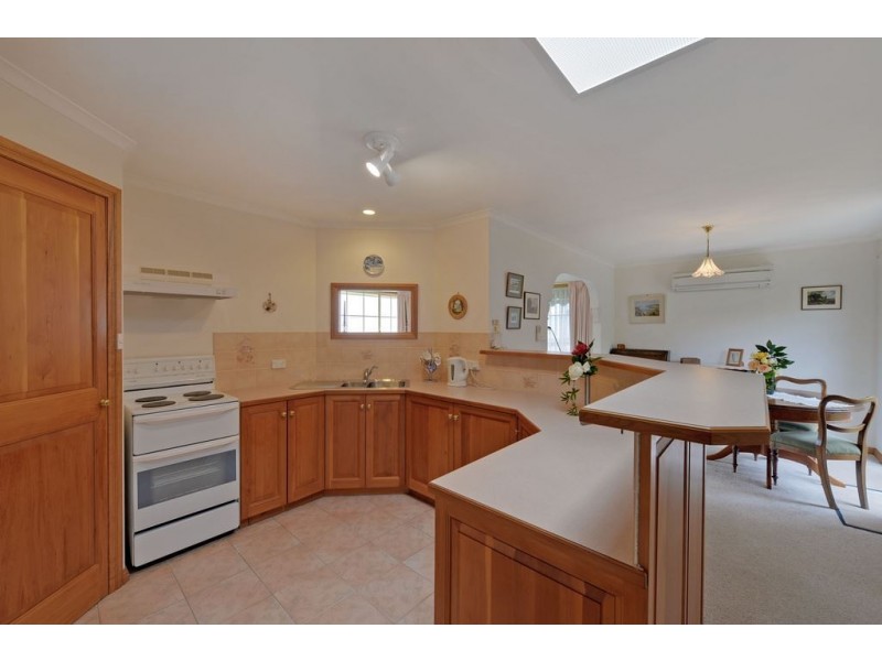 7/10 Lowelly Road, Lindisfarne TAS 7015