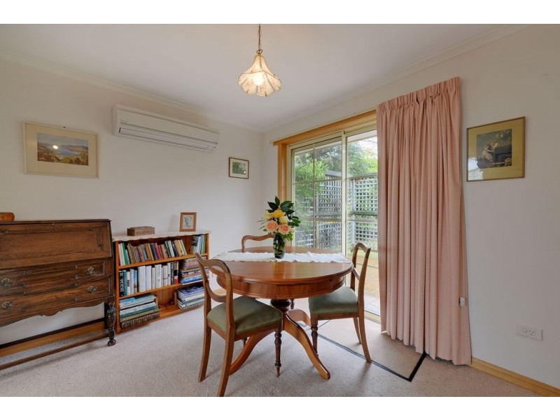 7/10 Lowelly Road, Lindisfarne TAS 7015