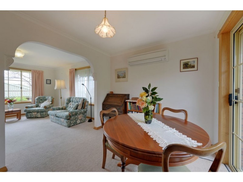7/10 Lowelly Road, Lindisfarne TAS 7015