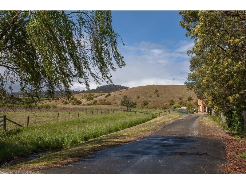 8 Woodburn Close, Richmond TAS 7025