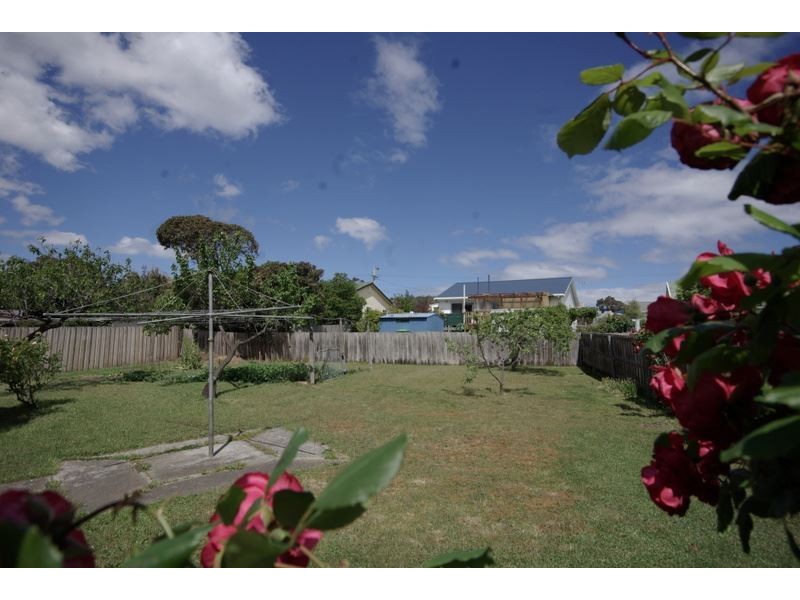 35 Schouten Street, Warrane TAS 7018