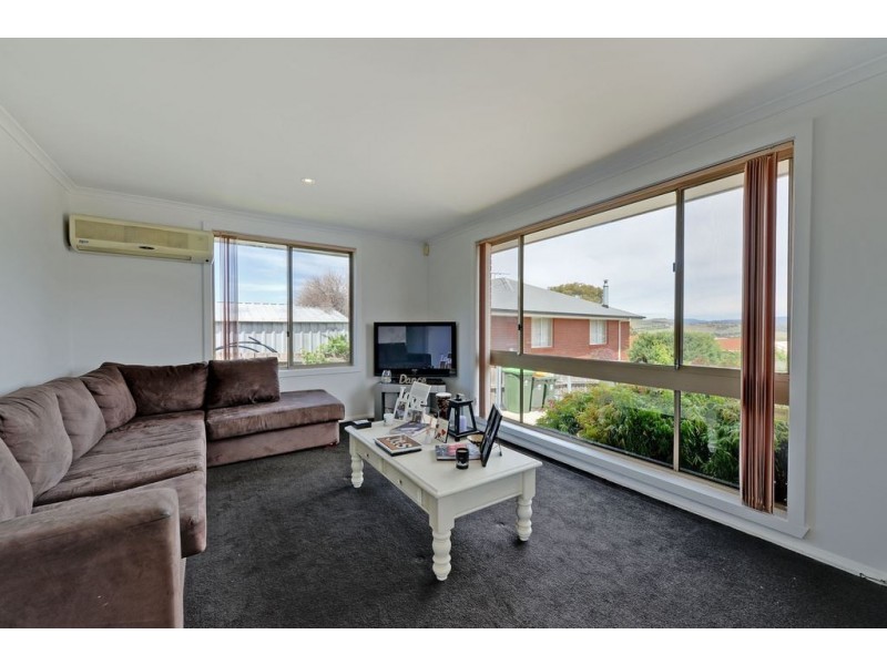 2/128 Oakdowns Estate, Oakdowns TAS 7019