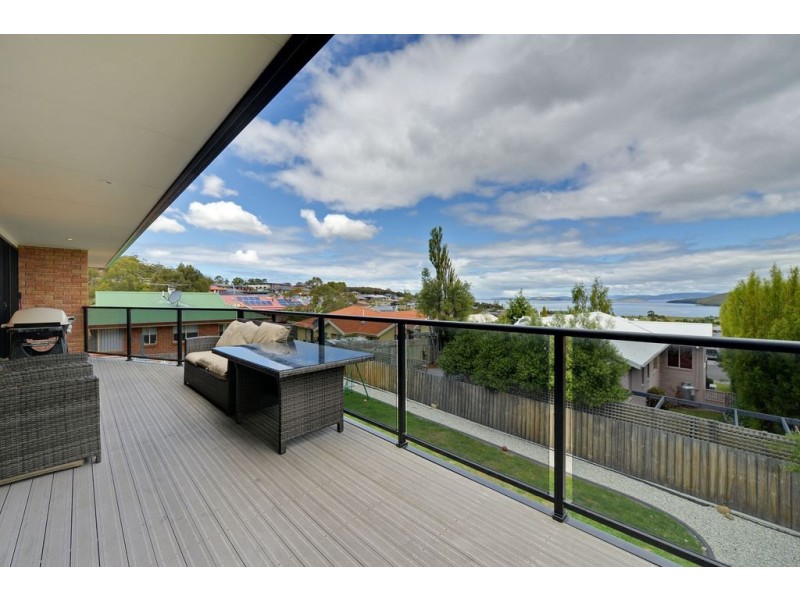 3 Ivy Close, Oakdowns TAS 7019