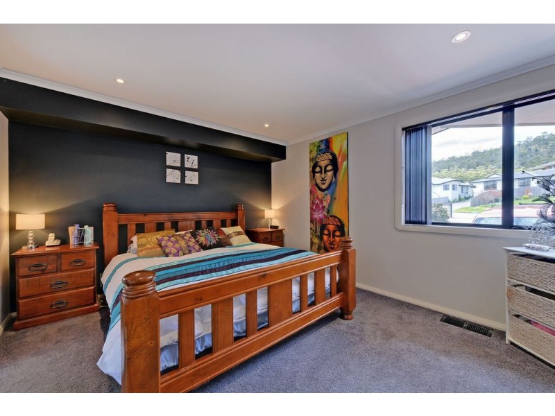 3 Ivy Close, Oakdowns TAS 7019