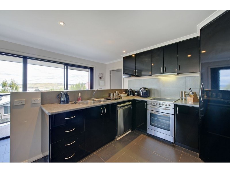 3 Ivy Close, Oakdowns TAS 7019