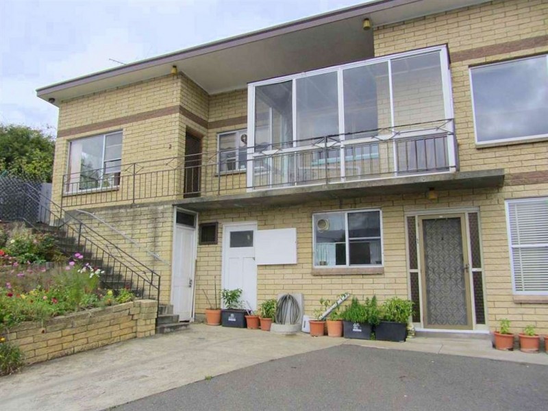 2/2A First Avenue, West Moonah TAS 7009