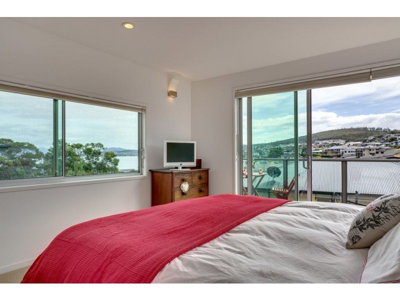 7 Skala Road, Tranmere TAS 7018