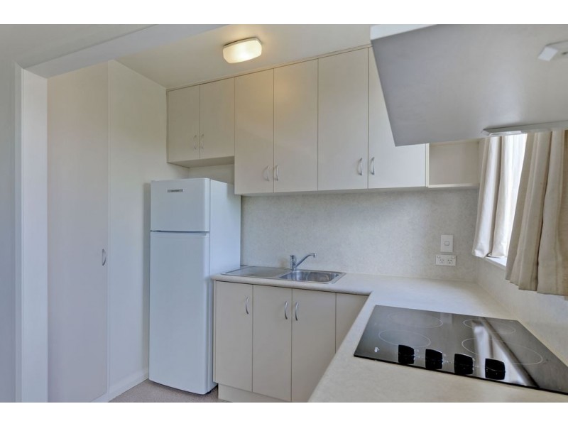 8/22 Runnymede Street, Battery Point TAS 7004