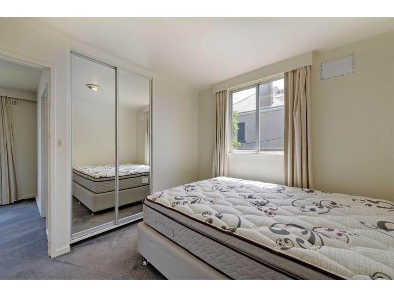 8/22 Runnymede Street, Battery Point TAS 7004