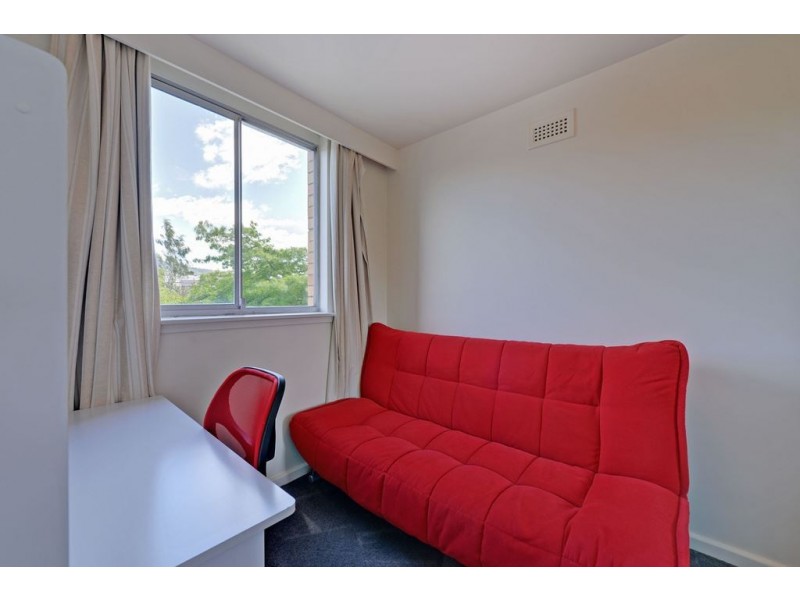 8/22 Runnymede Street, Battery Point TAS 7004