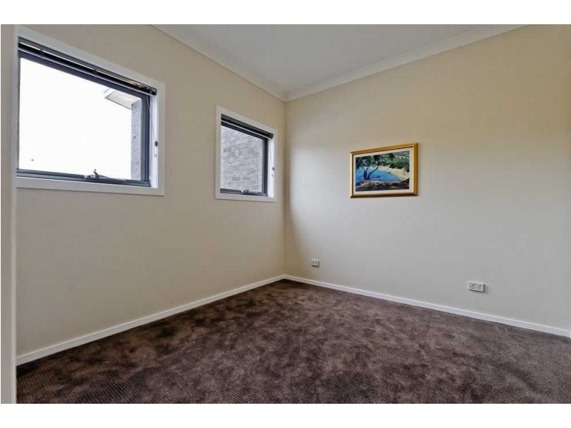 11 Spinnaker Crescent, Tranmere TAS 7018
