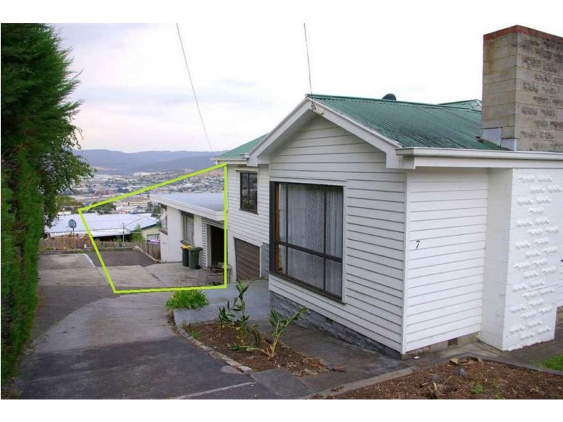 2/7 Cranleigh Crescent, West Moonah TAS 7009
