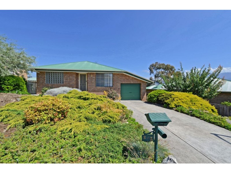 2/3 Llenroc Street, Geilston Bay TAS 7015