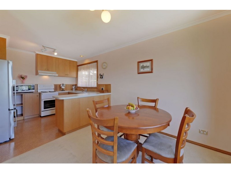 2/3 Llenroc Street, Geilston Bay TAS 7015