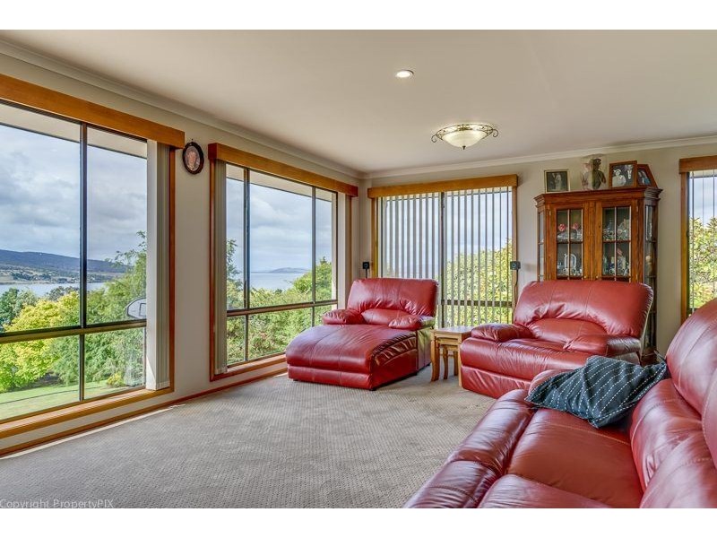 272 South Arm Road, Lauderdale TAS 7021