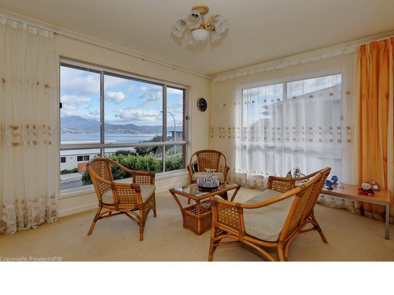 34 Arlunya Street, Tranmere TAS 7018
