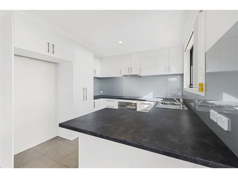 6 Ernest Road, Rokeby TAS 7019