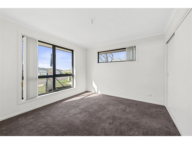 6 Ernest Road, Rokeby TAS 7019