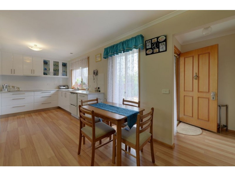 52 Winston Avenue, Seven Mile Beach TAS 7170
