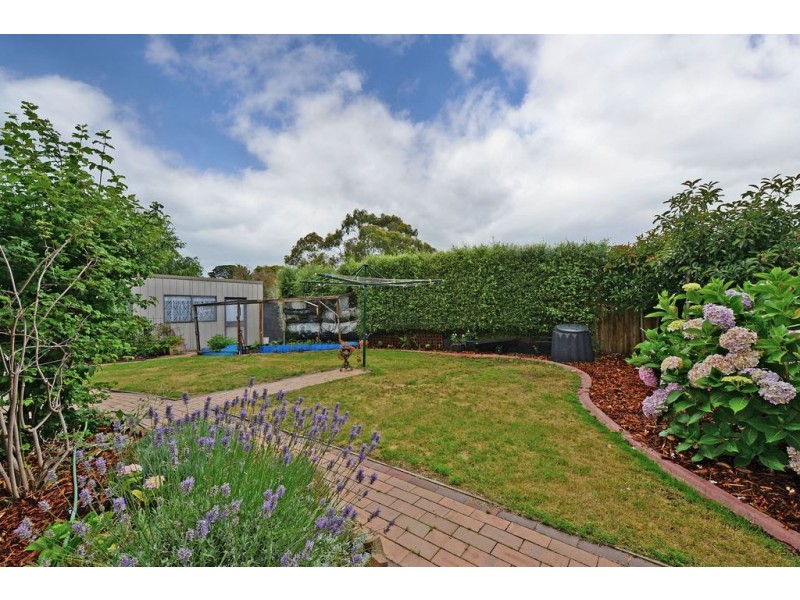 52 Winston Avenue, Seven Mile Beach TAS 7170