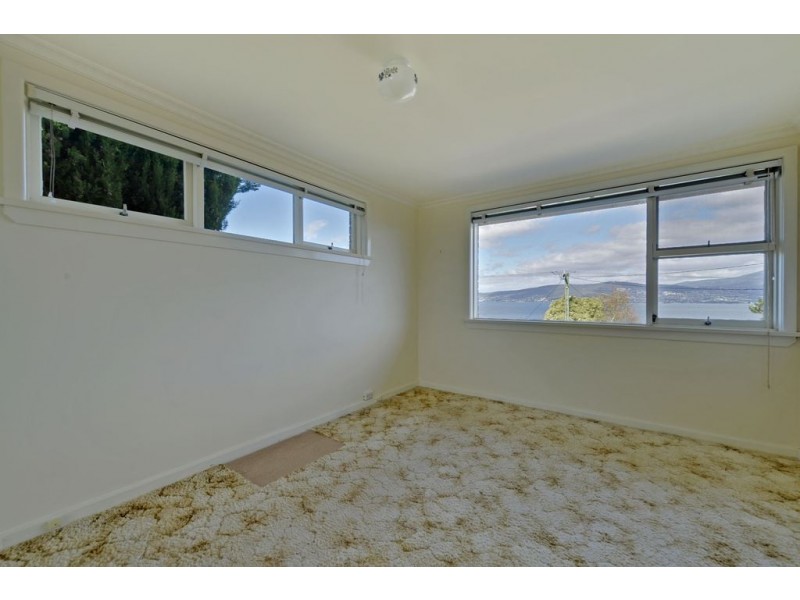 204 Carella Street, Howrah TAS 7018