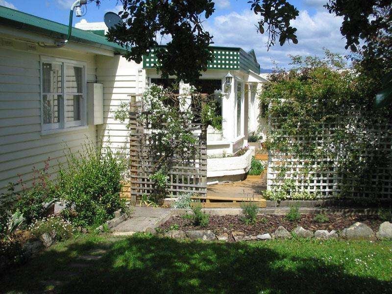 16 Araluen Street, Geilston Bay TAS 7015