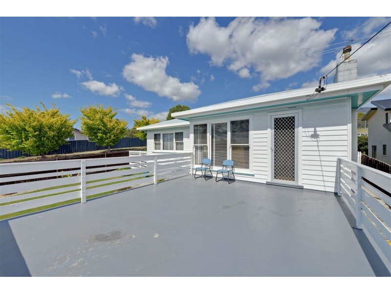 64 Ashbourne Grove, West Moonah TAS 7009