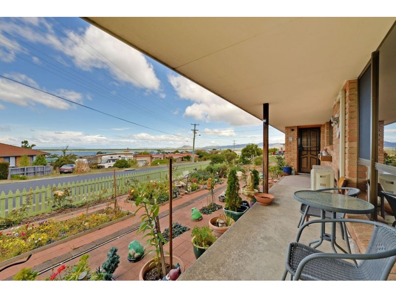 1 Singapore Street, Midway Point TAS 7171