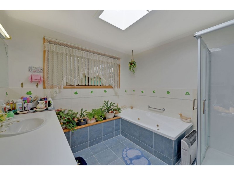 1 Singapore Street, Midway Point TAS 7171