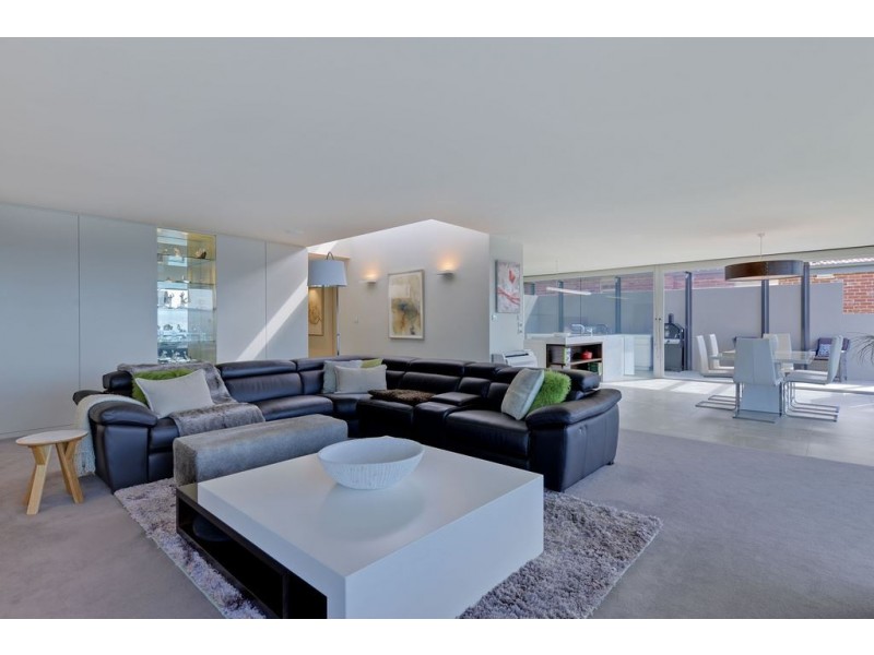 688a Sandy Bay Road, Sandy Bay TAS 7005