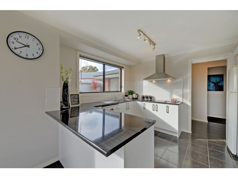 18 Travers Court, Claremont TAS 7011
