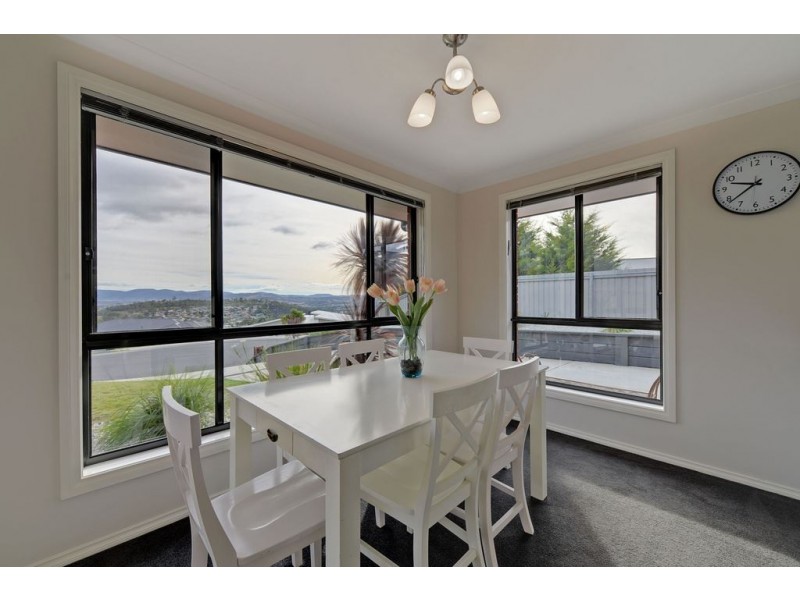 18 Travers Court, Claremont TAS 7011