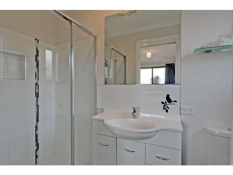 18 Travers Court, Claremont TAS 7011